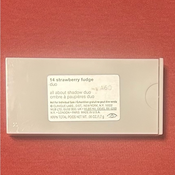 CLINIQUE Strawberry Fudge All About Shadow Duo (14) - Picture 3 of 3